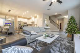 Spacious and Luxury - 5bd - Game Room