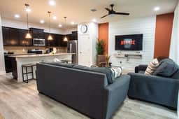Luxury 5bd townhome | Gated Resort Community