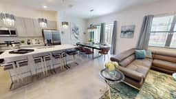 Spacious and Luxury 8 Bedrooms - Near Sea World